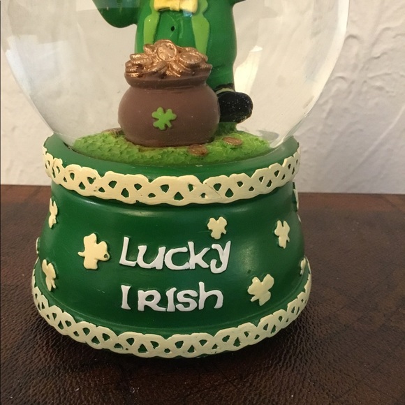 Lucky Irish Musical Snow Globe - Picture 5 of 8